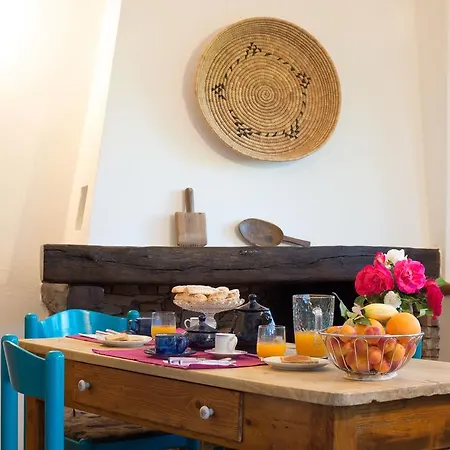 Bed & Breakfast Salighes 3*