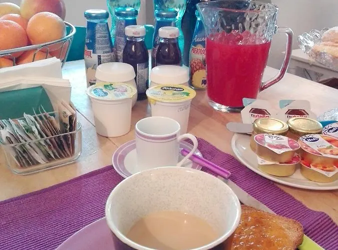 Salighes Bed & Breakfast 3*